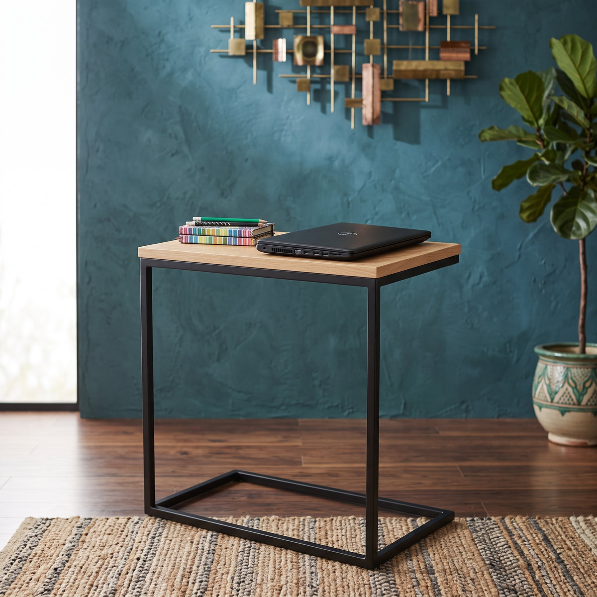 ترابيزة جانبية مودرن معدن مع خشب MDF – كود ST33 – عرض 30 × عمق 50 × ارتفاع 60 سم – ضمان سنة