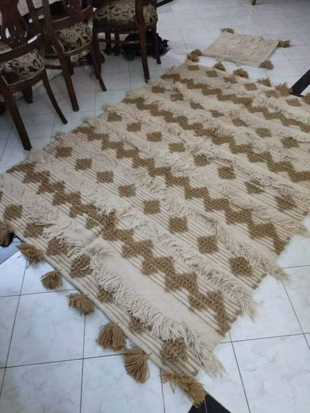سجادة صوف 150×200 سم (SAR38)